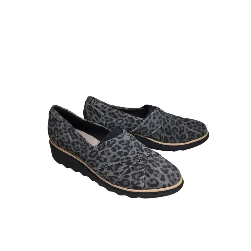 Clarks Sharon Form Grey Leopard Print Loafers Womens Size 8